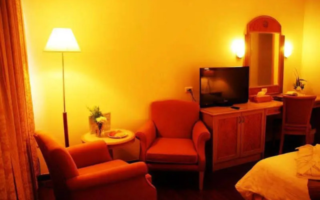 Mtc Plus At Grand Tower Inn