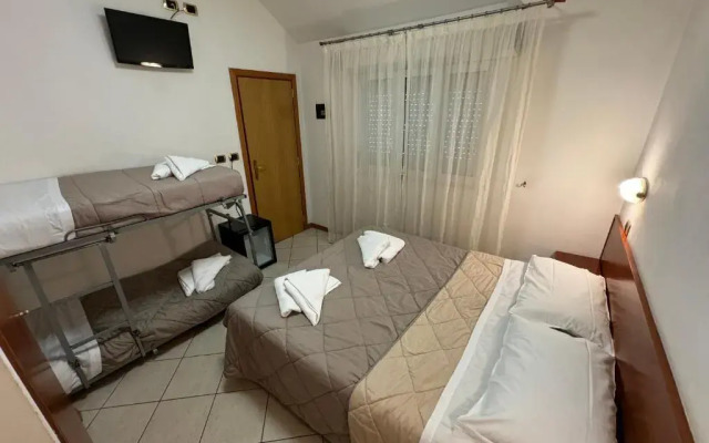 Hotel Manola
