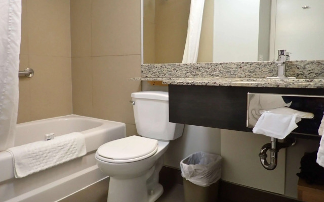 Days Inn by Wyndham Airdrie