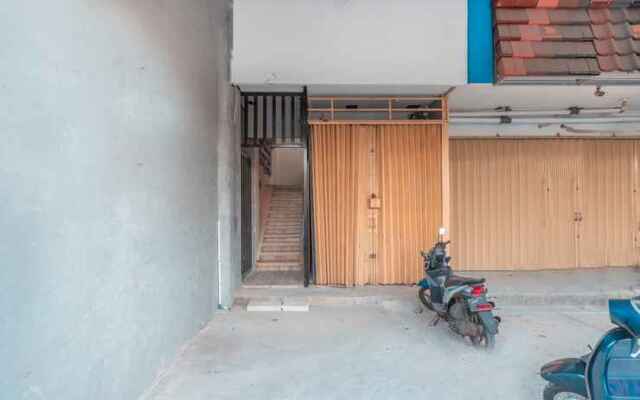 G House