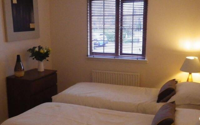 Ladyknowe Apartment