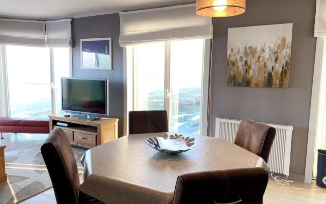 Apartment in Nieuwpoort With sea View