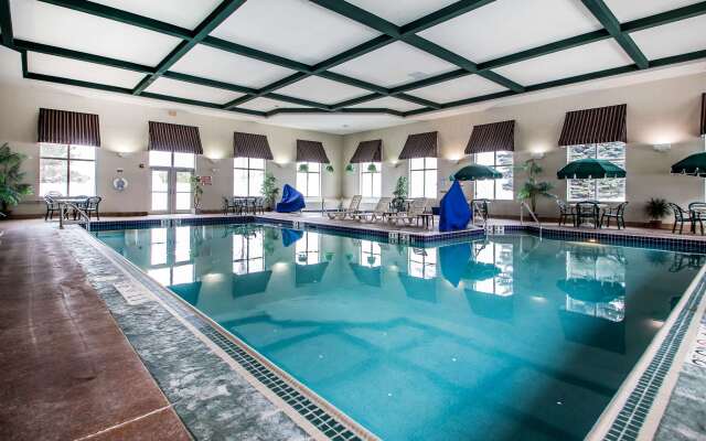 Comfort Suites Madison West - Middleton