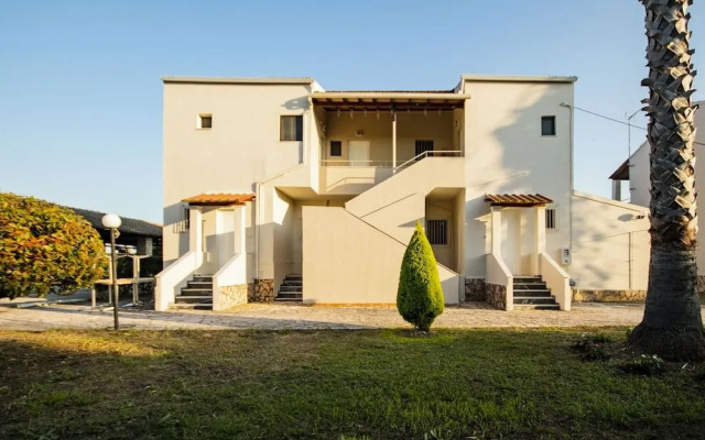 Parakladi Seaside Retreat