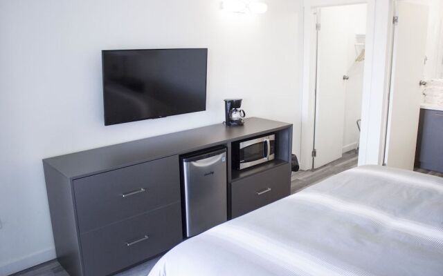 Bowmanville Marina Inn & Suites