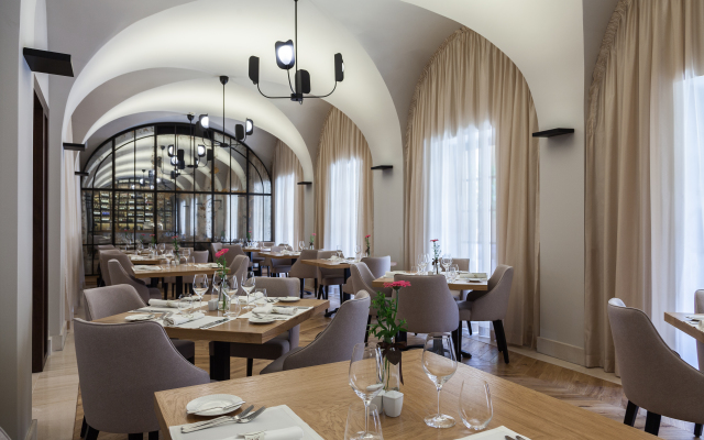 Mamaison Le Regina Boutique Hotel