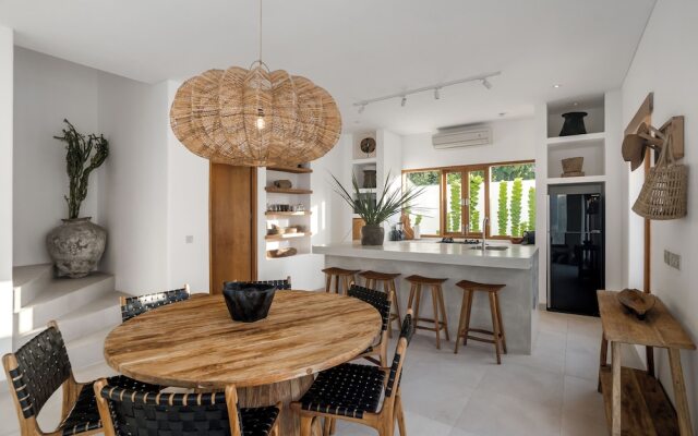 Villa Oasi 3 by Alfred in Bali