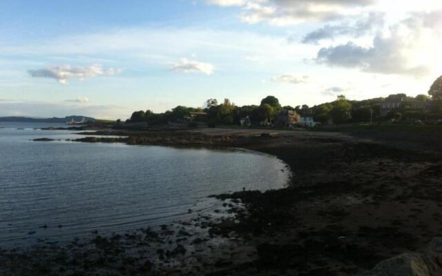 Aberdour Hotel & Stables Rooms