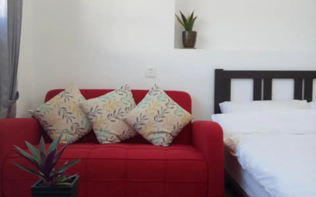 Little Time Guesthouse