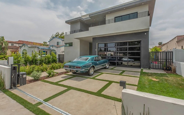 Laurel Modern Villa