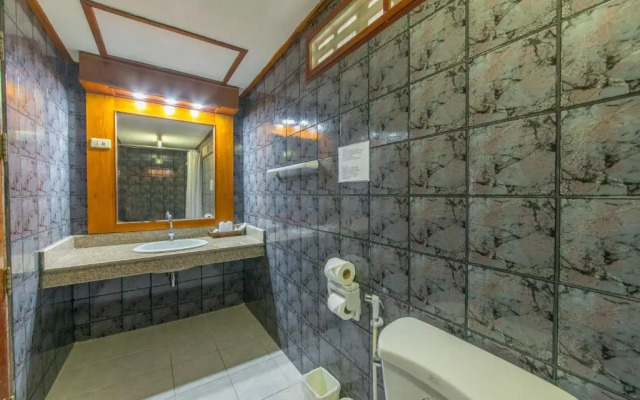 Panda Hotel（Patong Beach）