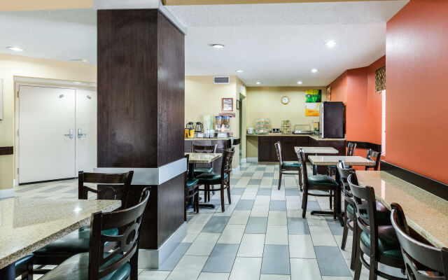 Quality Inn Baytown - Houston East