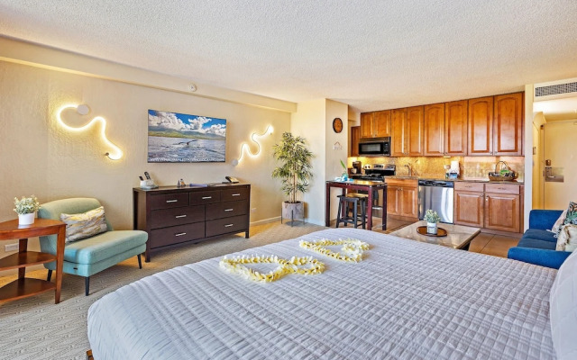 Kaanapali Shores 432 Studio Condo Condo