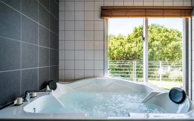 The Beach Terrace Hotel AO Ishigaki