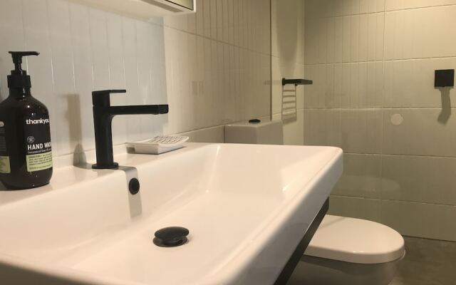 Upper House Suites