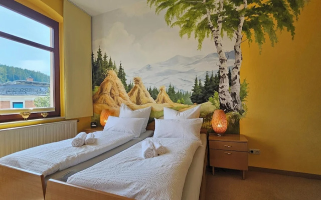 Pension Weiße Rose I Frühstück Parkplatz