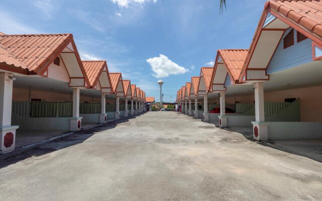 OYO 1070 Paradise Resort