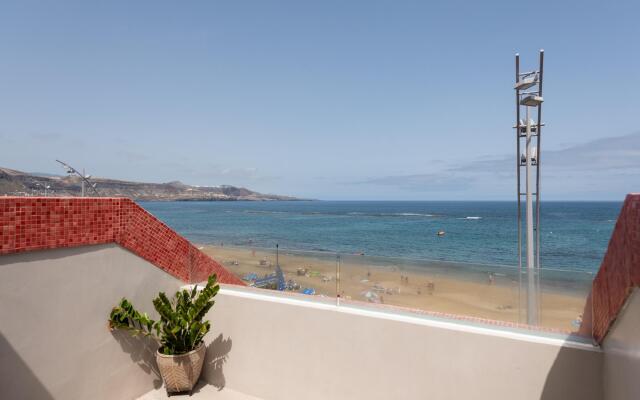 Nice beach views with terrace By CanariasGetaway