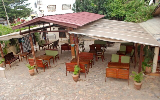 Afrikiko Turkish Restaurant & Guesthouse