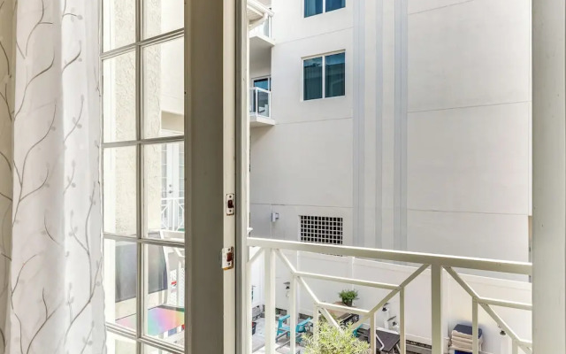 Clearwater Beach Hideaway: Walkable Location!