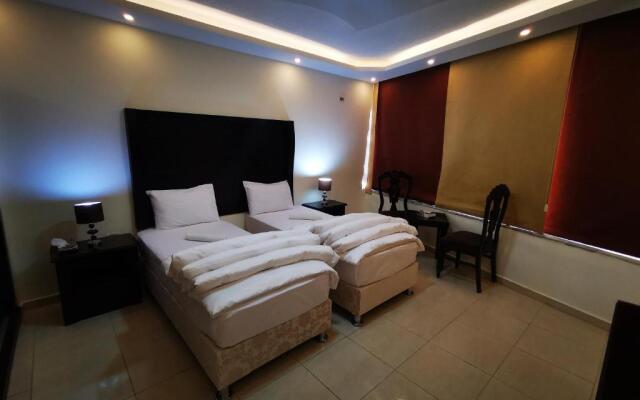 Al Fakher Hotel Apartments & Suites