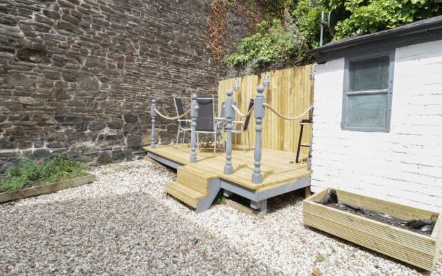 Havens End, Conwy