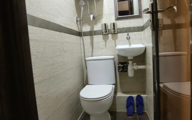 Tom's Guest House