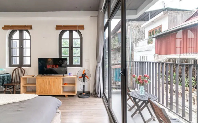 SAZIHOME Le Thanh Tong Hanoi