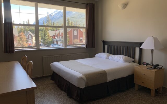 Banff Y Mountain Lodge