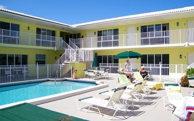 Berkshire Beach Club-Deerfield