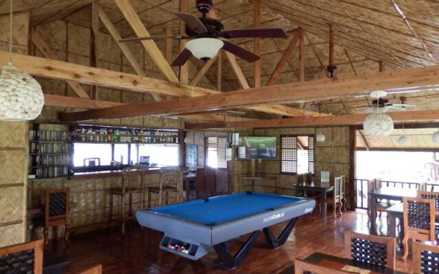 Villa de Pico Highland Beach Resort
