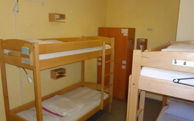 Envoy Hostel & Tours