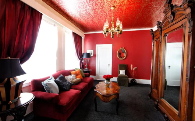 Mount View Hotel & Spa