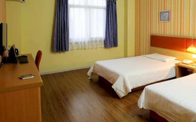 Home Inn Hangzhou West Lake Nansong Dynasty EmpoerorS Street DingAn Road Metro Station