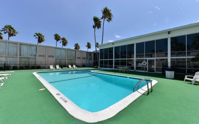 Corpus Christi Airport Travelodge