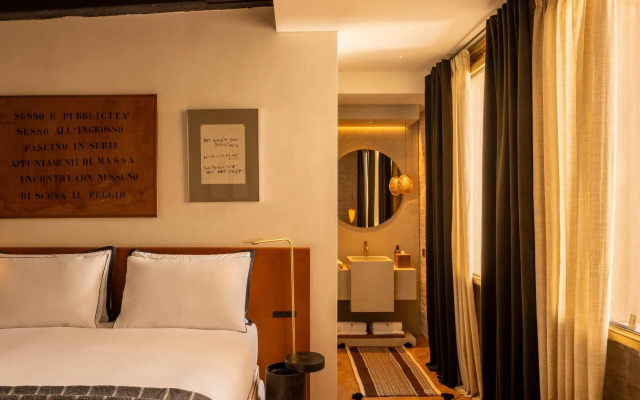 The Venice Venice Hotel