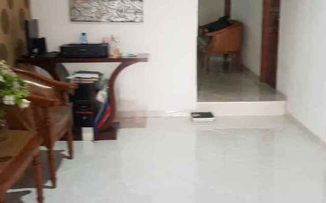 OYO 90560 Pondok Bambu Residence Syariah