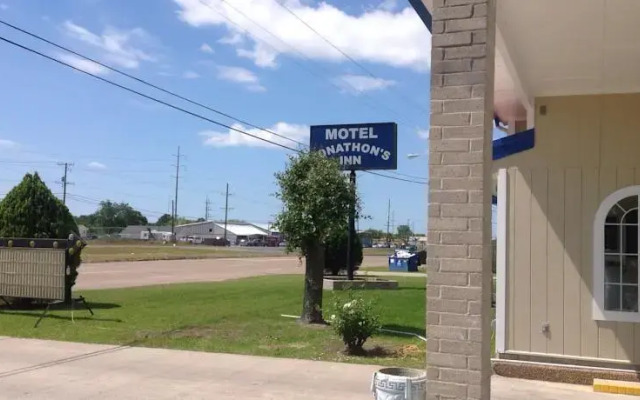 Jonathan's Inn
