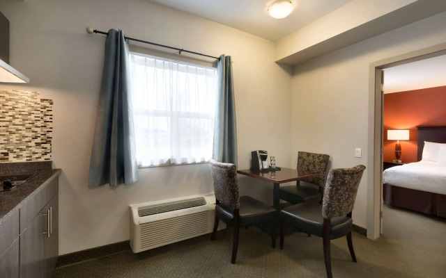 Travelodge by Wyndham Kindersley