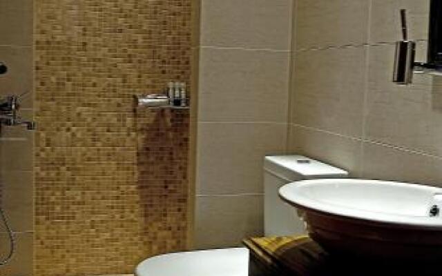 Mosaic Venetian Harbour Suites