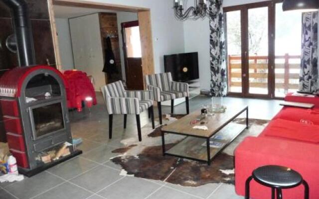 Chalet belle vue montagne proche Valmorel 86009