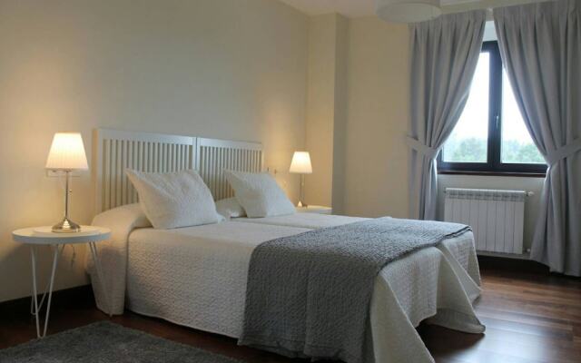 Villa - 5 Bedrooms with Pool and WiFi - 107841