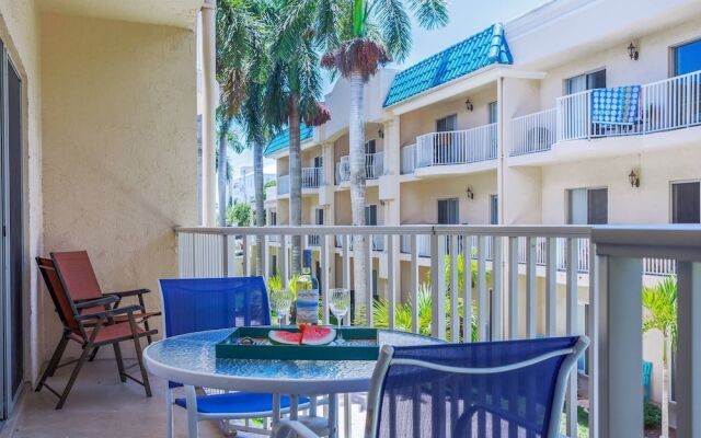 Palm Bay Club - Bayside