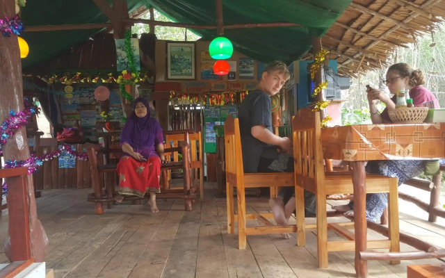 Lanta Maikeaw Bungalow