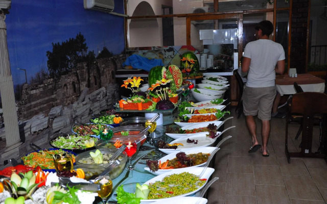 Alessia Hotel