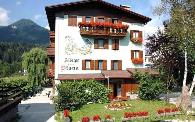 Hotel Diana