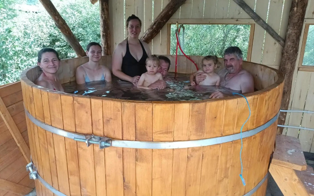 Casa Rustic Fehér & Fekete Vendégházak