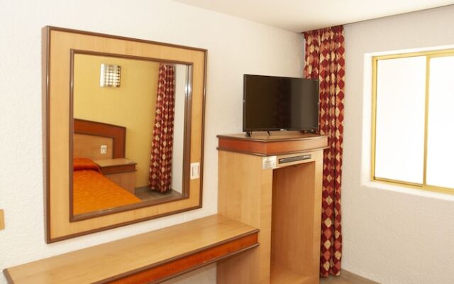 Hotel Tres Colonias - Adults Only