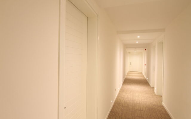 Dedeminn Marina Hotel