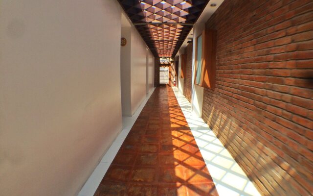 Mango Valley Hotel 2